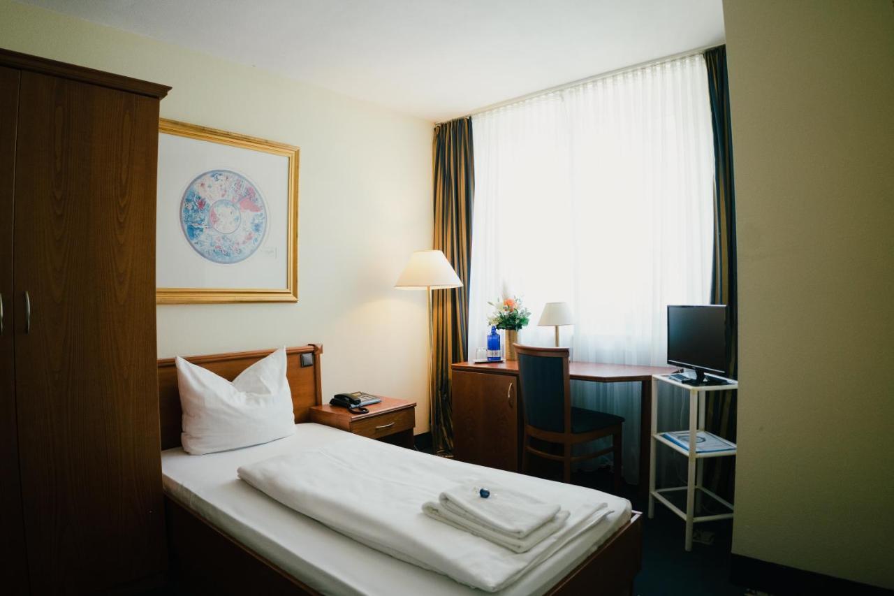 Altstadt Hotel St. Georg Dusseldorf Exterior photo